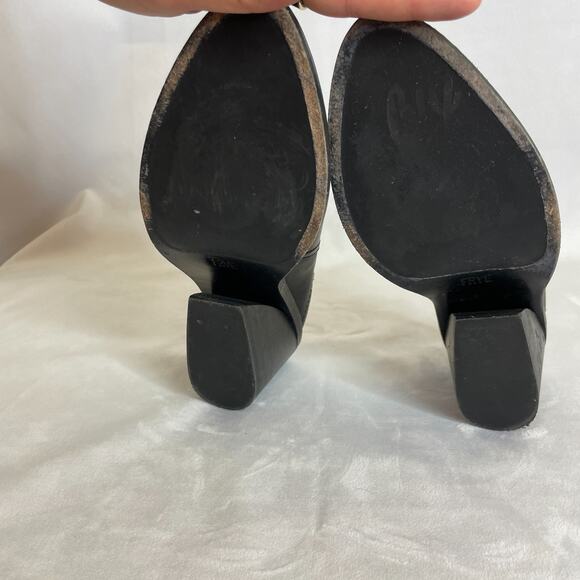 Women's 8.5 Frye Serena Mules Black Leather Wedge Sandals Shoes Western - Picture 10 of 10